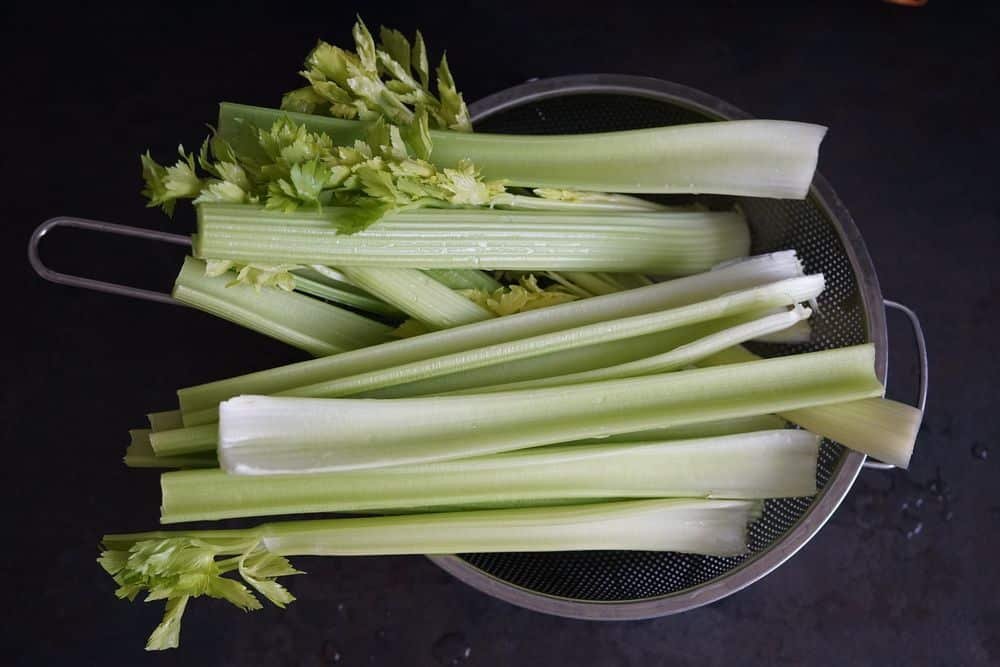 washing celery for chinchilla